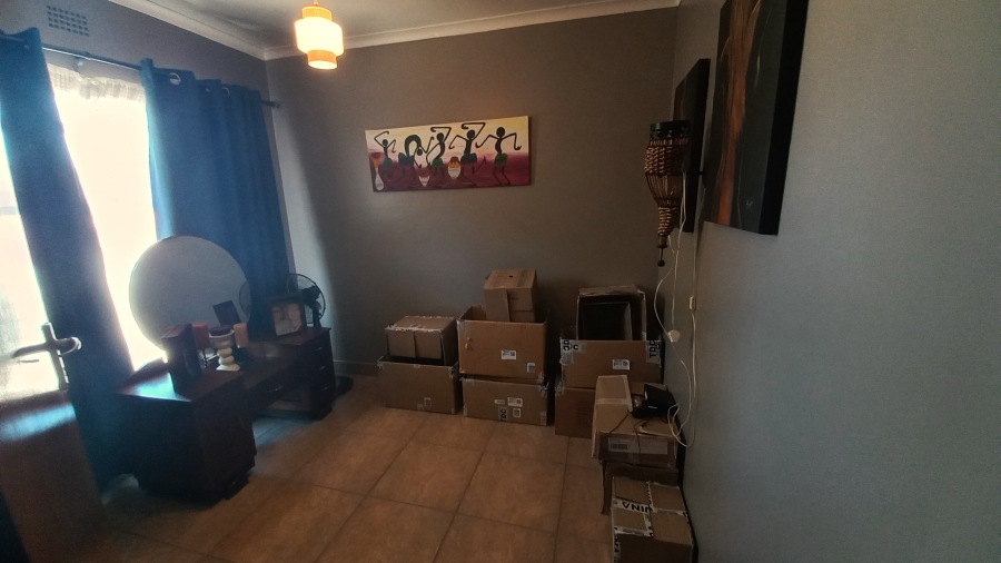 3 Bedroom Property for Sale in Vredenburg Western Cape